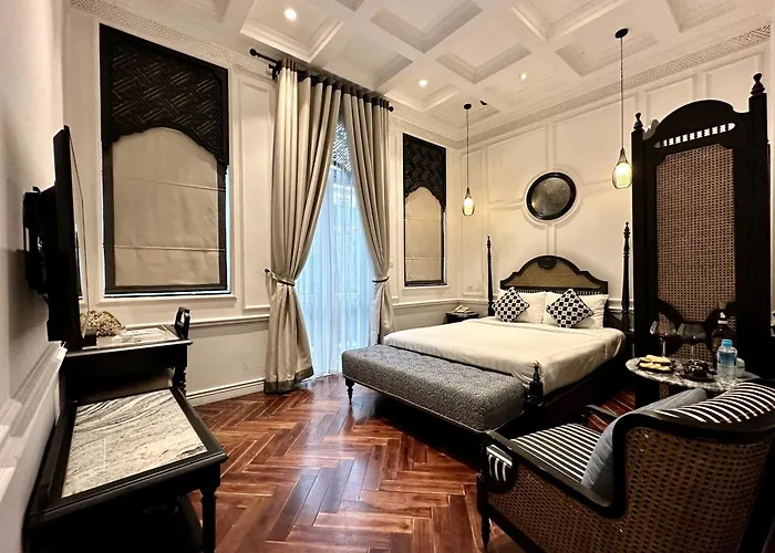 Hanoi Graceful Hotel And Travel