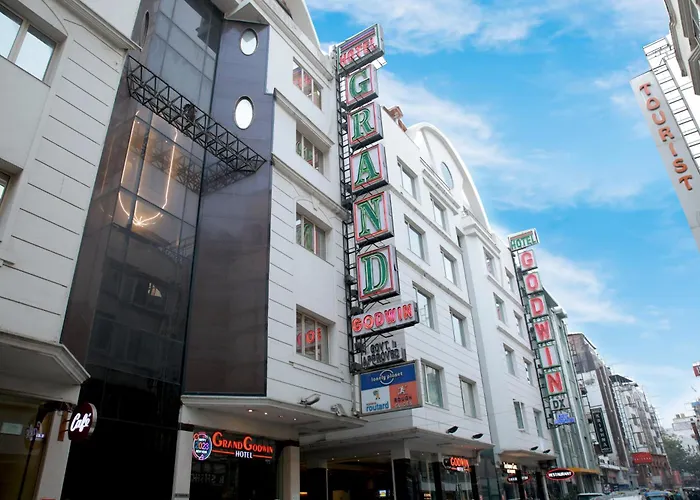 Hotel Grand Godwin -Near Connaught Place- Free Airport Pick-Up New Delhi