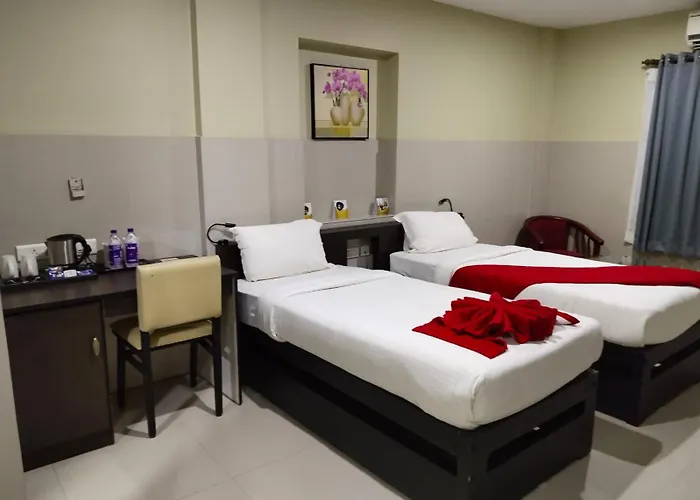 Kottavathil Hotel Tripunithura