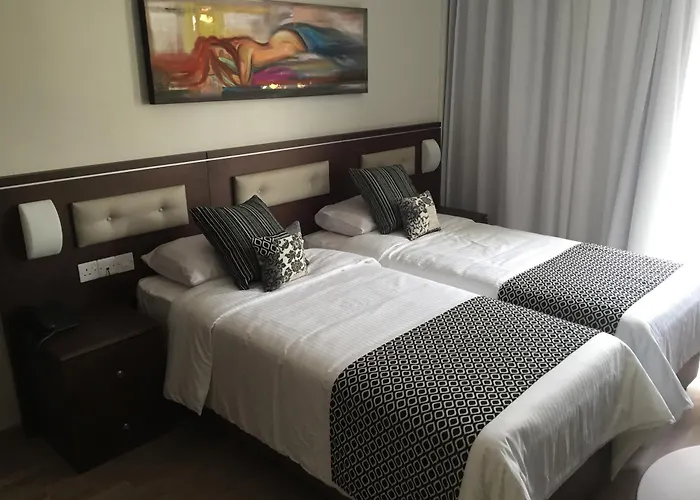 Livadhiotis City Hotel Larnaca