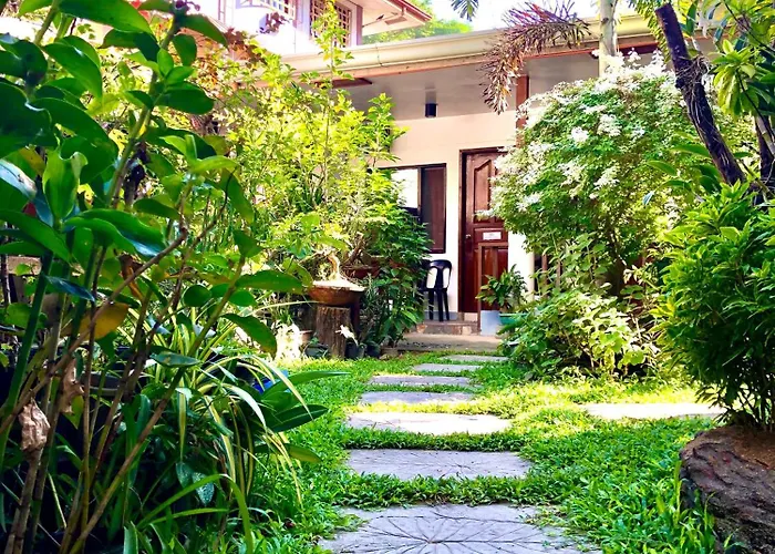 Hidden Garden Pensione El Nido