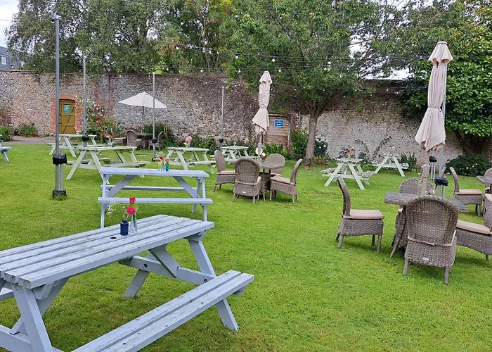 The Coach House At Missenden Abbey Bed & Breakfast Great Missenden