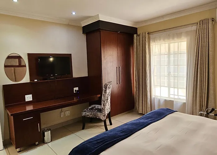 Booth Suite Hotel Mafikeng