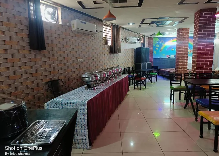 BS Restaurant & Rooms: Family-Friendly Stay on Phagwara-Chandigarh Bypass