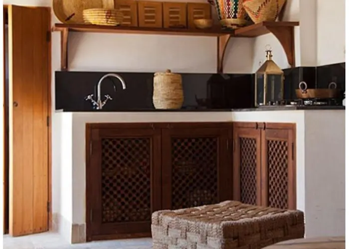 Riad Dar Rafti - Restaurant & Rooms With En-Suite Fez