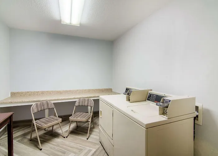 Quality Inn Near University Of Mobile Saraland