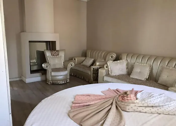Antique House Otel Antalya
