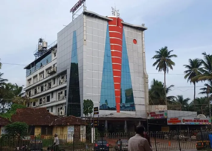 Gee Bee Palace Angamali