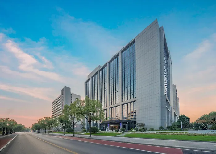 Holiday Inn Express Shanghai Hongqiao Linkong By Ihg