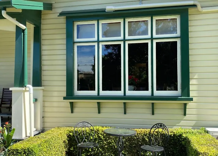Gumnut House. Bed & Breakfast Whanganui