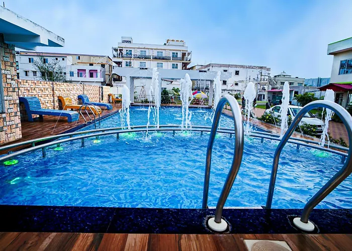 Holiday Beach Resort !! Beach Distance 50 Mts !! Mandarmani
