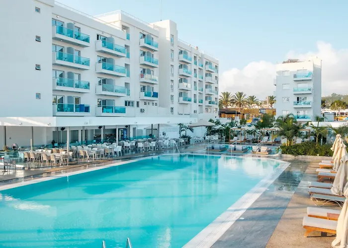 Kapetanios Bay Hotel Protaras