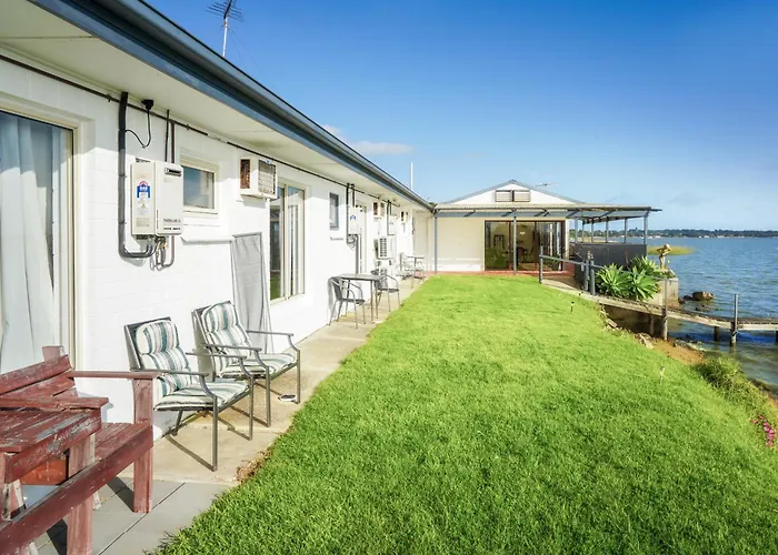 Meningie Waterfront Motel