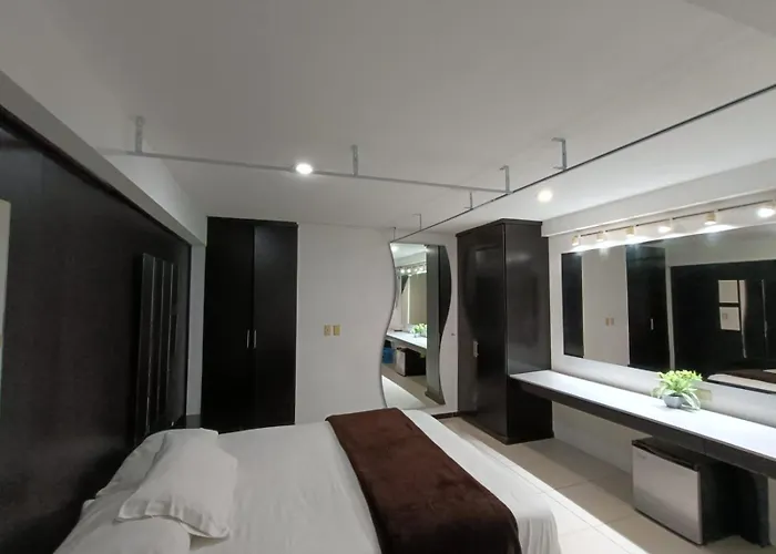 Giakor Suites - Gran Jardín León