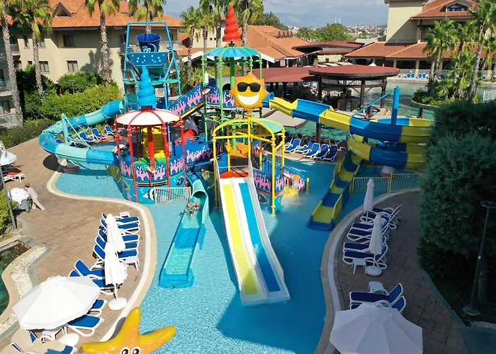 Hotel Club Grand Aqua Colakli
