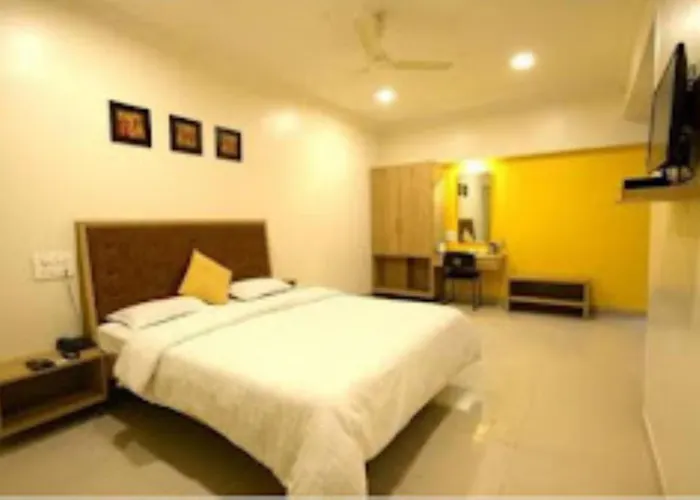 Hotel Maratha Palace Satara