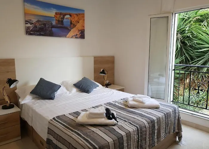 Hammock Vibes Town House Bed & Breakfast Sliema