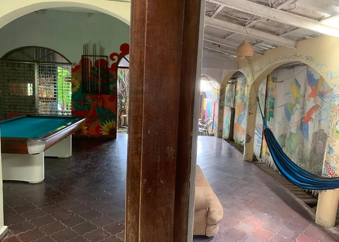 Stella Hostal - Central Park Copan