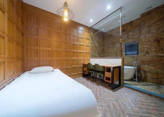 H-Avenue Hotel Yeoksam Seoul