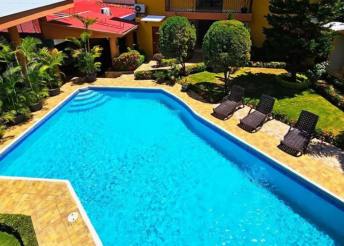 Hotel Los Pinos Managua