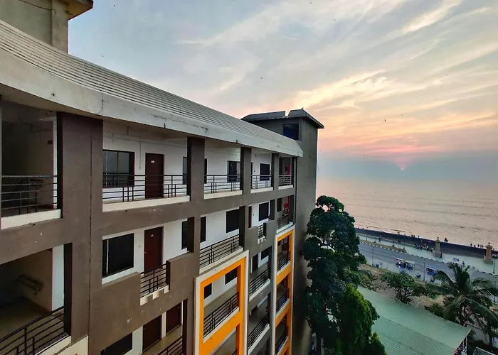 Golden Chariot Hotel Daman