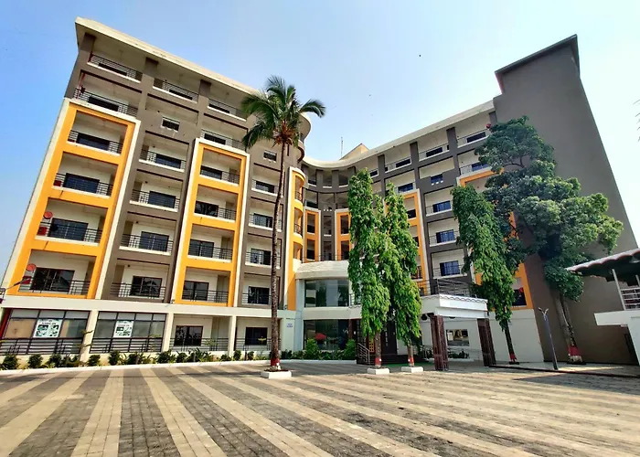 Golden Chariot Hotel Daman