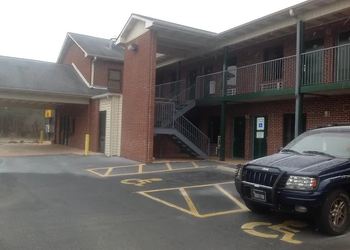 Highway Inn Mocksville