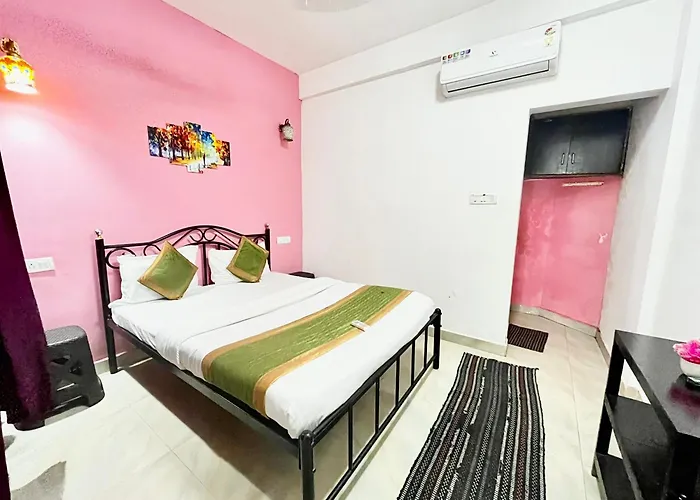 Maya Beach Resort Near Vagator Petrol Pump Anjuna