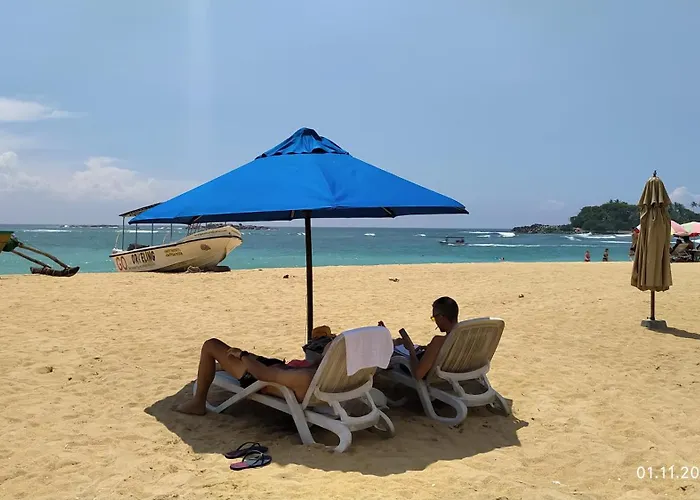 Full Moon Resort Unawatuna