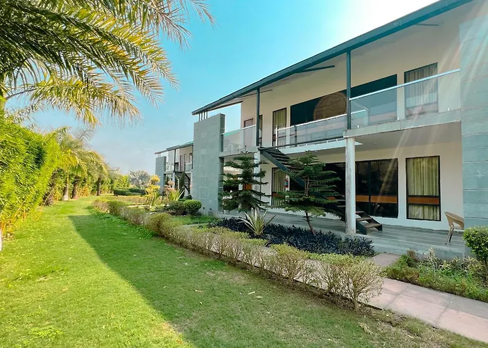 The Cloyster Resort And Spa Ramnagar 