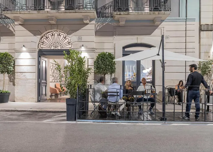 VIS urban suites&spa - Boutique Hotel Bari