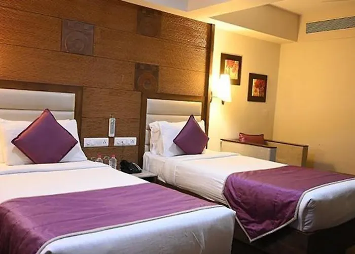 Fabhotel Prime Ace Grand Vadodara