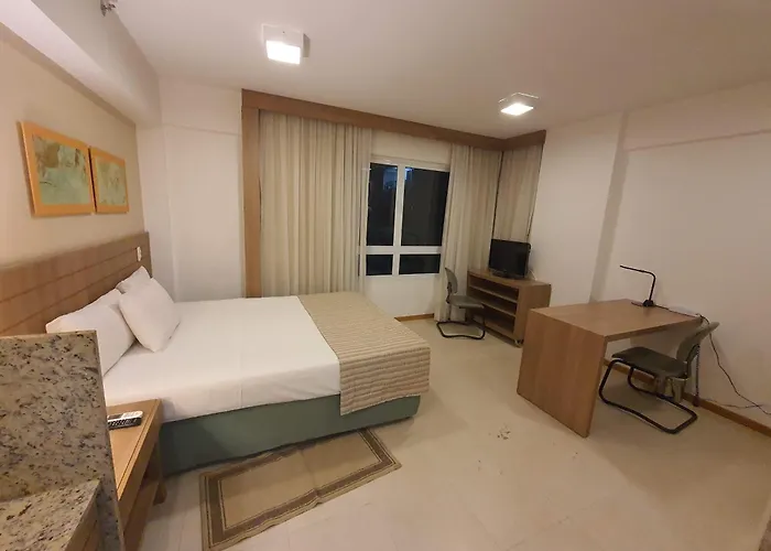 FLAT SAINT MORITZ EXPRESS, SHN QUADRA 1, AO LADO DA ESPLANADA DOS MINISTÉRIOS, PRÓXIMO AO ESTÁDIO MANÉ GARRINCHA, COM WI-FI, SMART TV, PISCINA, ACADEMIA, SAUNA, HIDROMASSAGEM By REI DOS FLATS Brasília