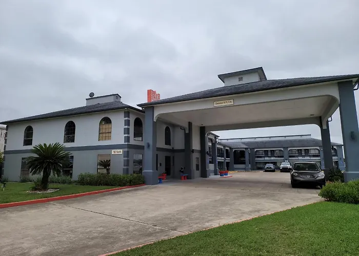 Texas Inn And Suites Raymondville