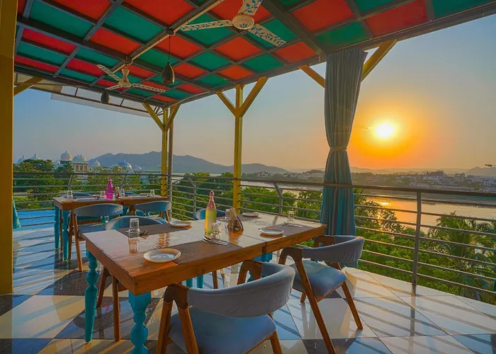 Aaj Haveli - Pichola Lake Facing Hotel Udaipur