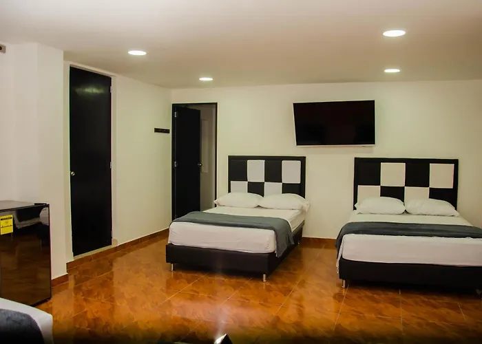 Casa Hotel Los Arboles Bello
