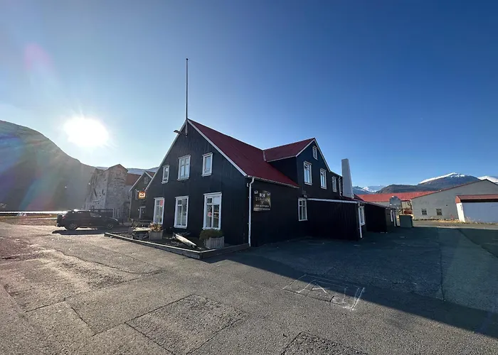 Taergesen Guesthouse Reydarfjordur