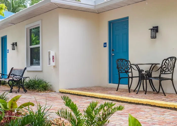 Seaside Villas Lauderdale-by-the-Sea