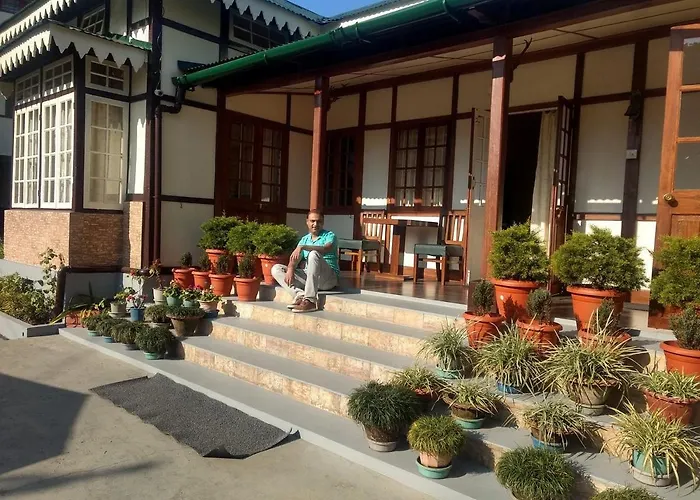 Cafe Shillong Bed & Breakfast