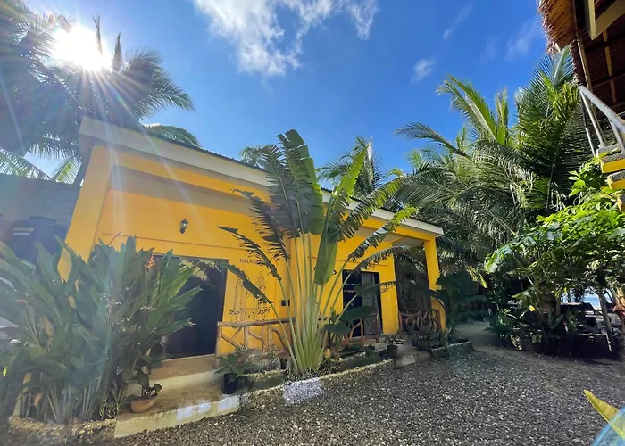 Apo Diver Beach Resort San Juan 