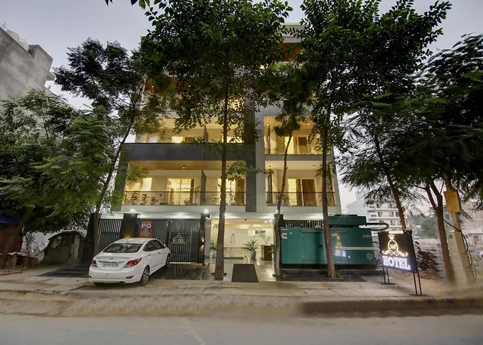 360 Degree Hotel Gurgaon