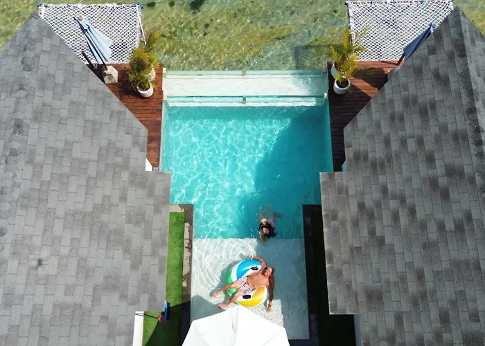 Hotel Indigo Blue Ceningan Nusa Lembongan