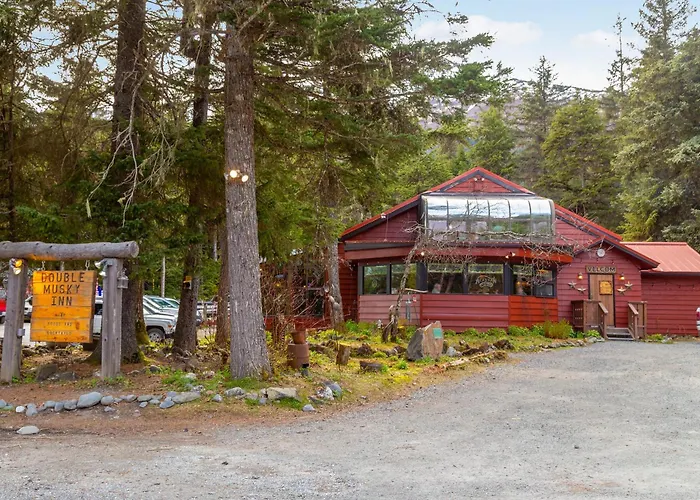 Christina Cabin Girdwood