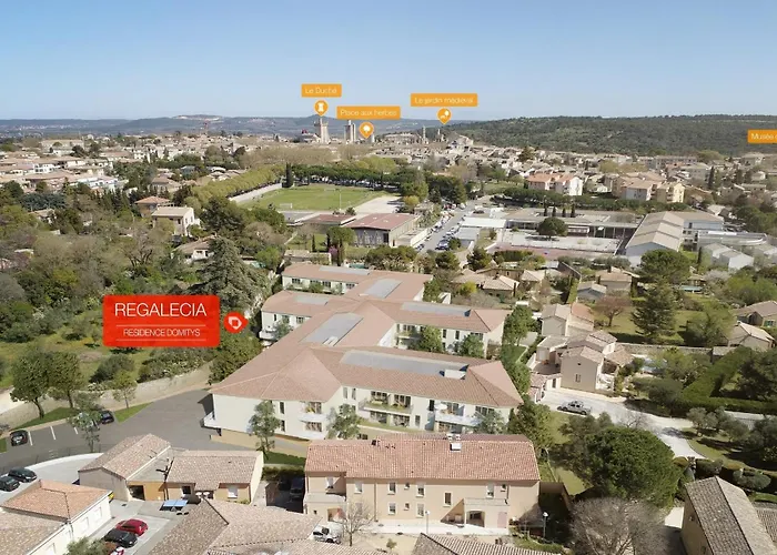 Aparthotel Domitys - Regalecia à Uzès