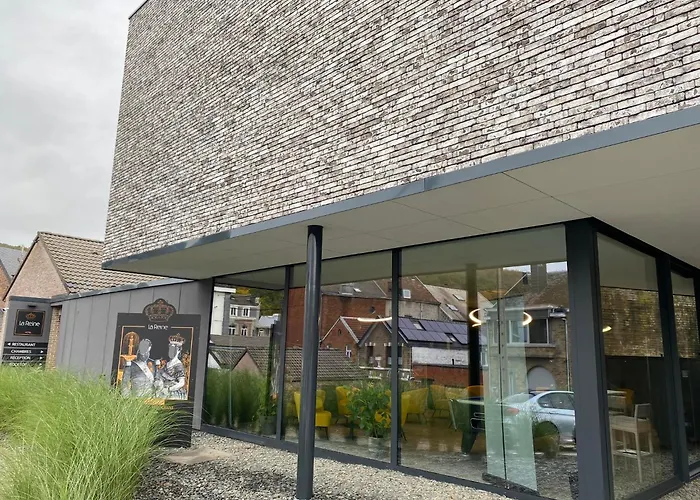 Boutique Hôtel, La Cour de la Reine&Rooftop Spa