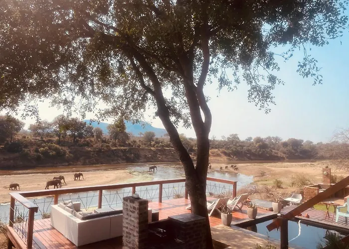 Hennie'S Rest Hotel Malalane
