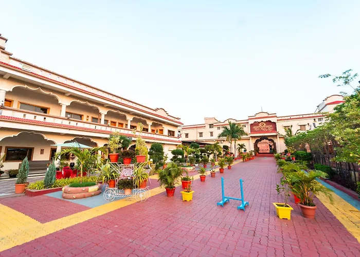 Hotel Royal Palace Sagar 