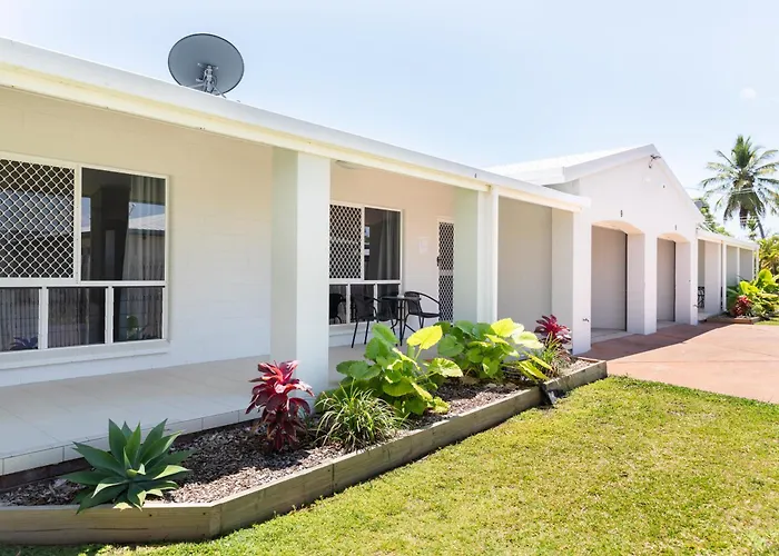 Palm View Holiday Apartments Bowen