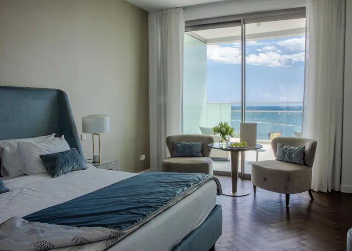 Aparthotel Limassol Del Mar