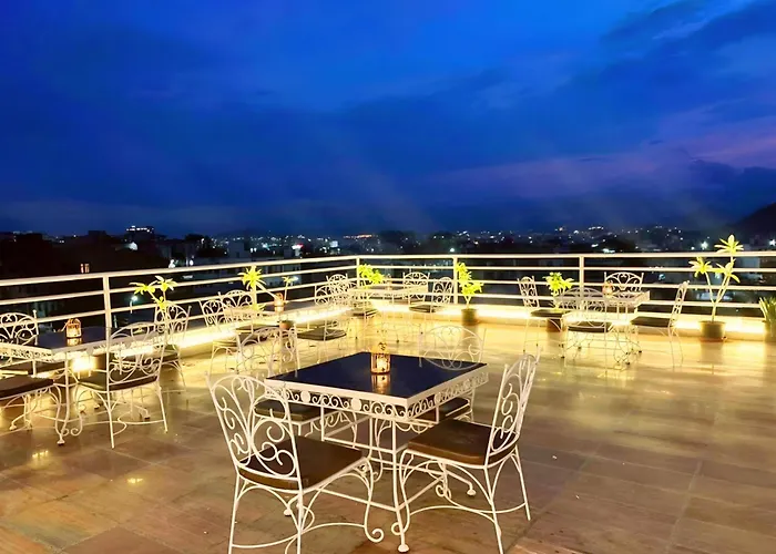 Hotel The Celebration By Amod Best Hotel & Rooftop Udaipur